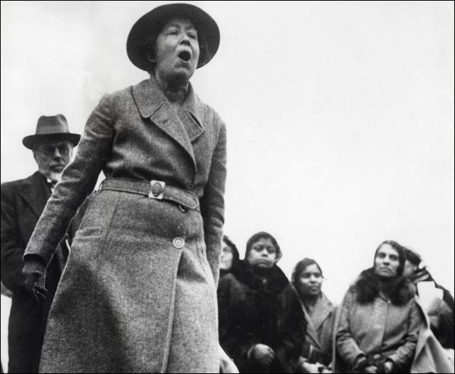 Σίλβια Πάνκχερστ (1882 – 1960) υπέρμαχος των γυναικείων δικαιωμάτων και κυρίως του δικαιώματος της ψήφου