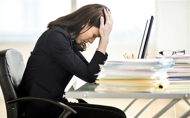 Οι γυναίκες που εργάζονται πολλές ώρες έχουν μεγαλύτερο κίνδυνο να εμφανίσουν κατάθλιψη